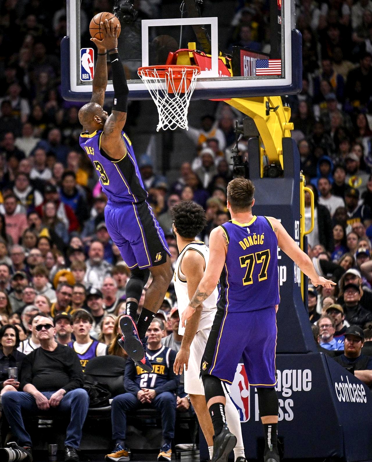 开云体育平台浓眉哥重要时刻重要助攻,SKT带队取胜!气势如虹延续(谜境瞳声双人游戏攻略)