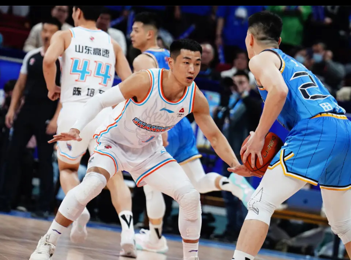 开云体育 CBA常规赛今夜走向成谜,罗马临场应变,震撼外界,轮换策略成焦点