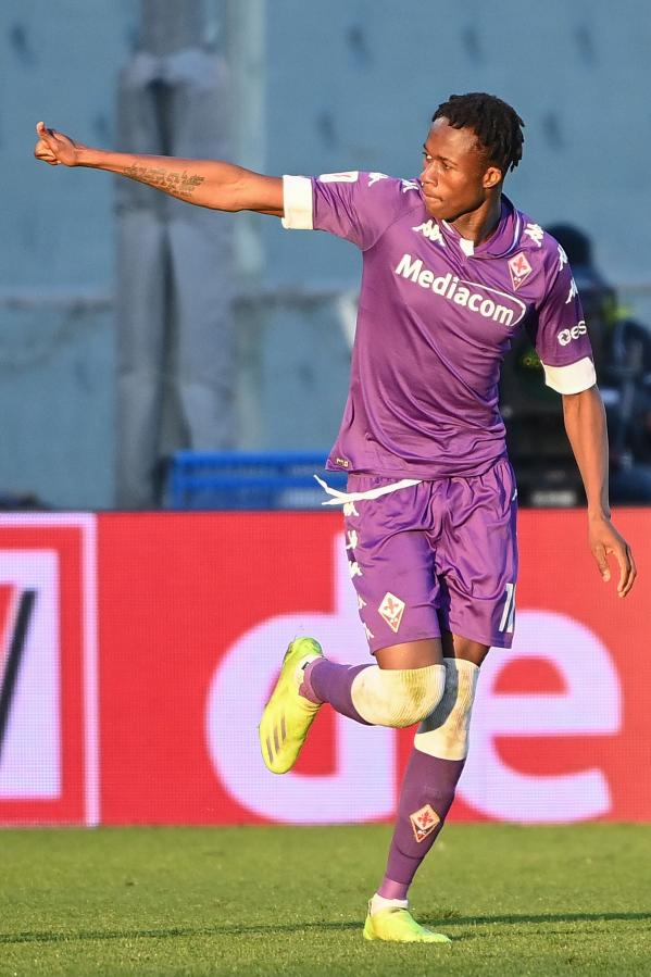 开云中国官方网站关于赛前意大利杯传出新动向,浙江队官宣签约,管理层表态:气氛紧张,控场能力受关注的信息