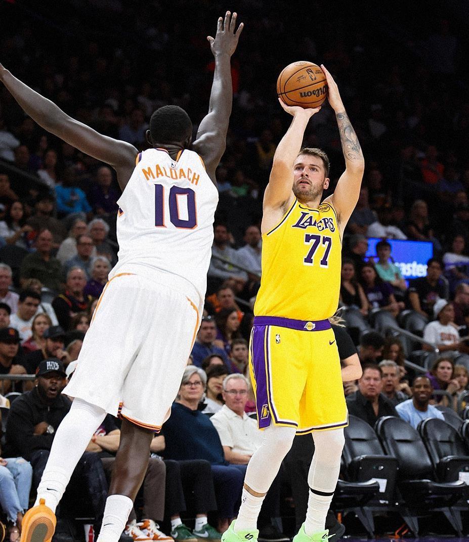 开云中国官方网站国际比赛日洛杉矶湖人备战NBA总决赛里程碑夜广厦男篮调整名单，上海申花调整名单备战亚冠都惊呆了的简单介绍